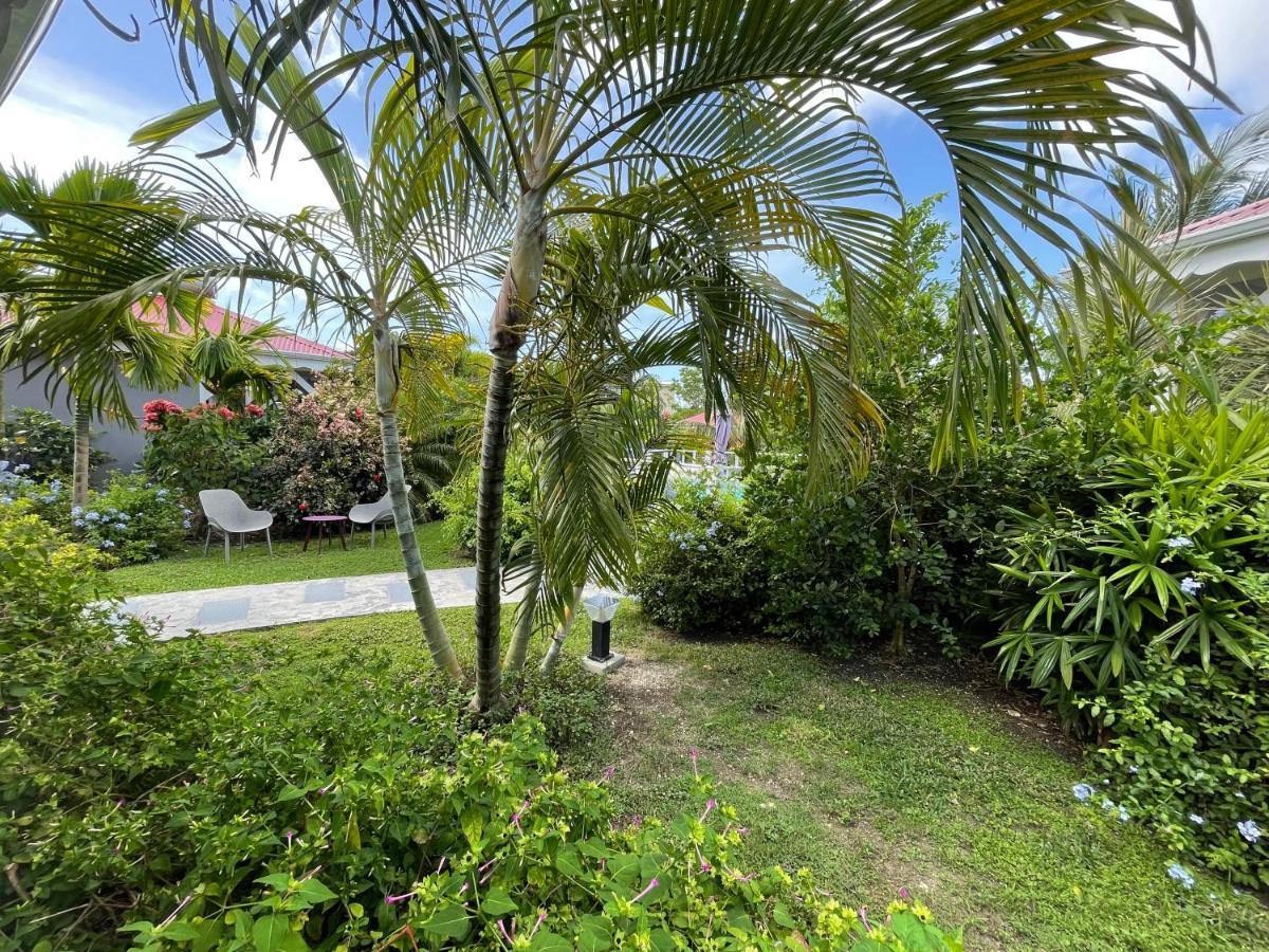 & Le Cocotel Hotel